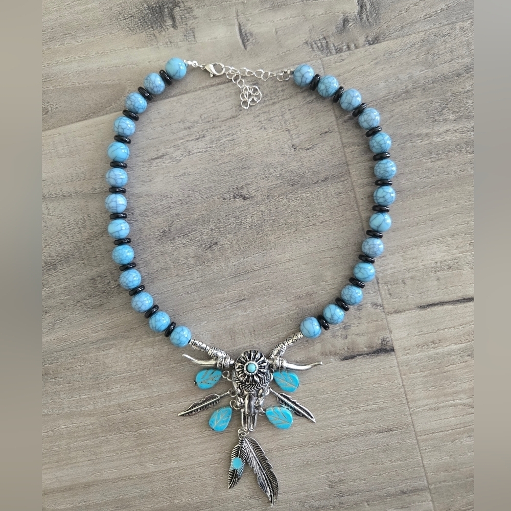 Ox Cow Skull Dangle Feathers Necklace Silver Blue/Black Beads Western Cowgirl - Picture 3 of 7